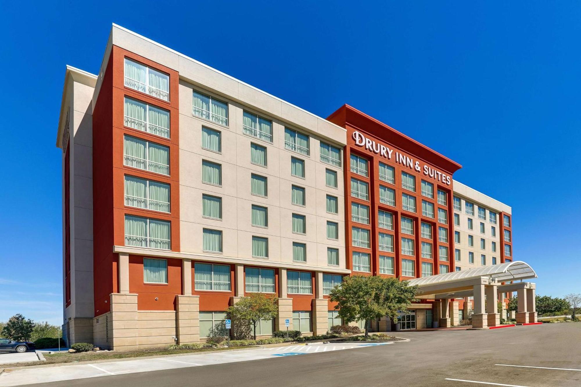 Drury Inn & Suites Independence Kansas City Блу Спрингс Екстериор снимка