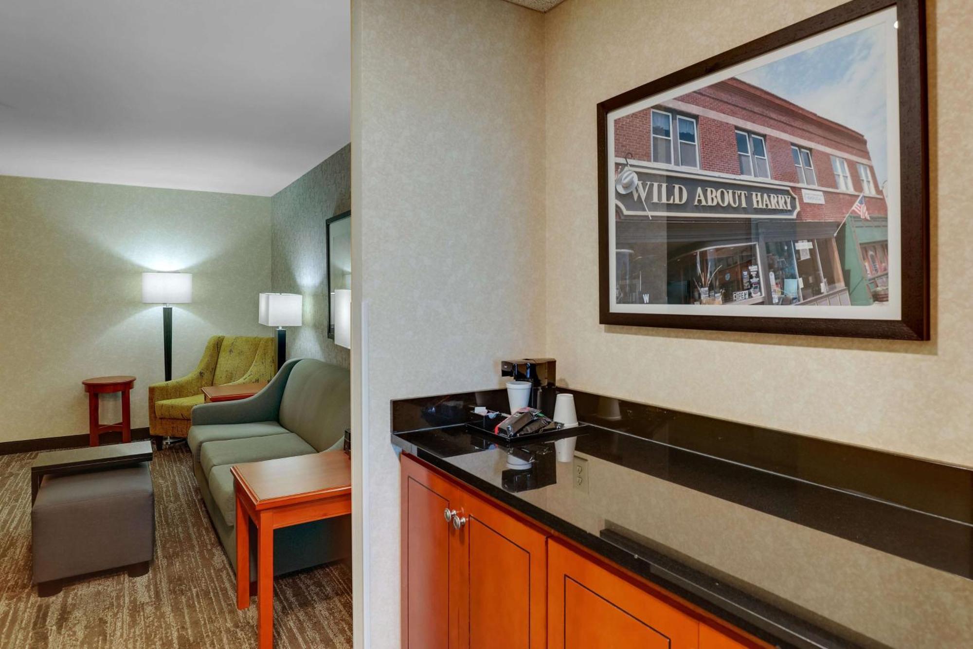 Drury Inn & Suites Independence Kansas City Блу Спрингс Екстериор снимка